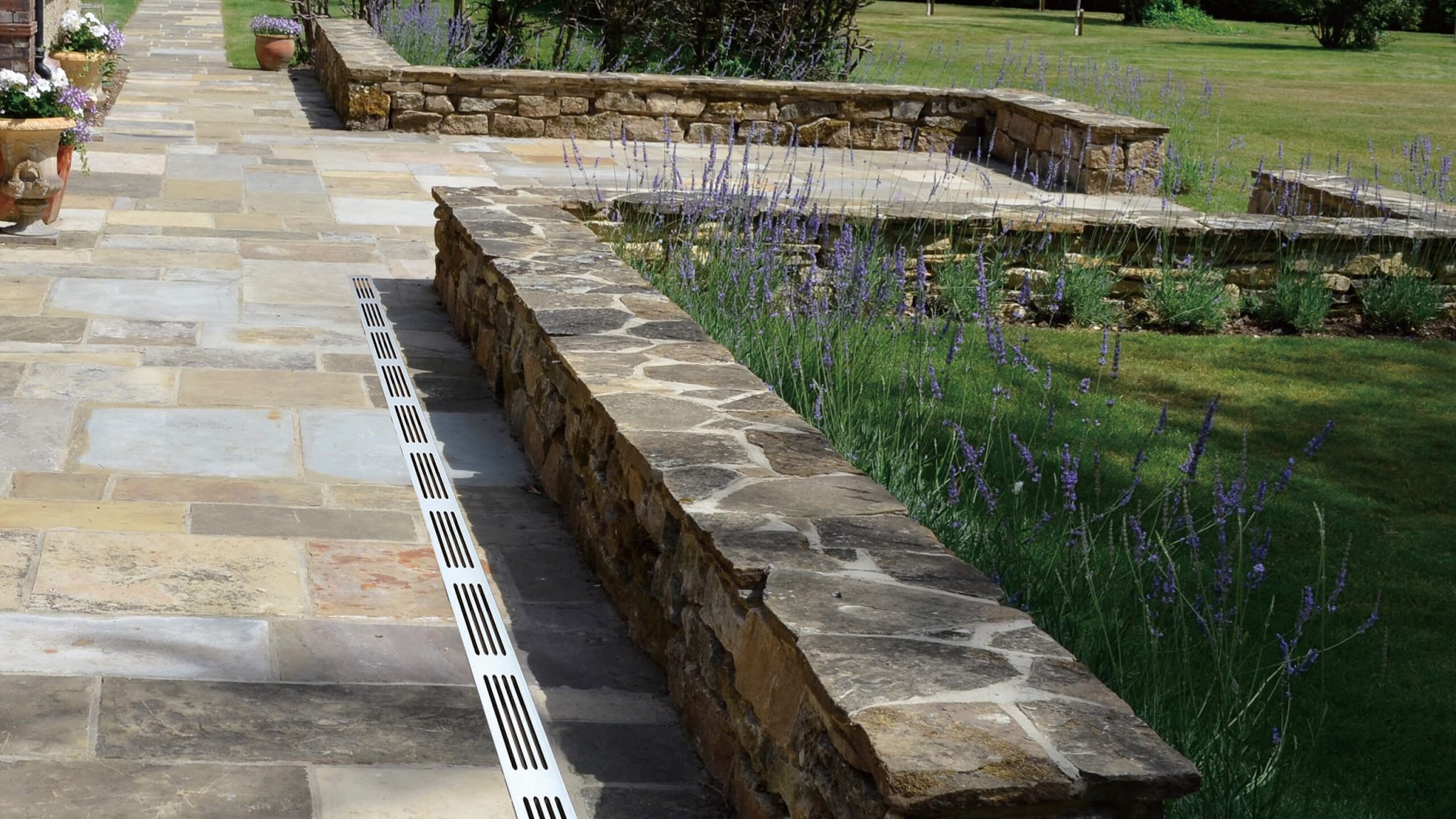Mini vs Standard: Which Alusthetic Threshold Drain is Right for You ...